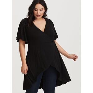 Torrid Size Large Black Short Sleeve Crochet Trim Shoulder Flowy Wrap Tunic Top